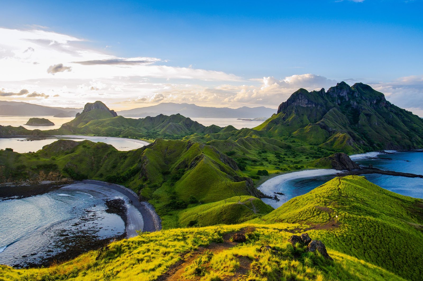 A beautiful high-angle view of the Padar Island
